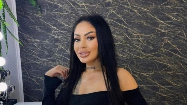 Imagini dureroase de la morm&acirc;ntul Valentinei Tănasie! Iată ce a apărut la locul de veci al regretatei tinere, la o luna de dispariția sa