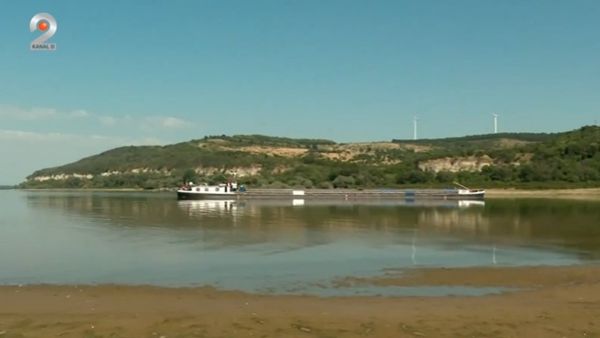 VIDEO Seceta extremă transformă peisajul Dunării și amenință comunitățile locale