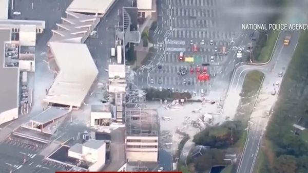 VIDEO Tragedie &icirc;n Japonia: Cutremur puternic și explozie devastatoare la un centru comercial,  peste 18 morți și sute de răniți