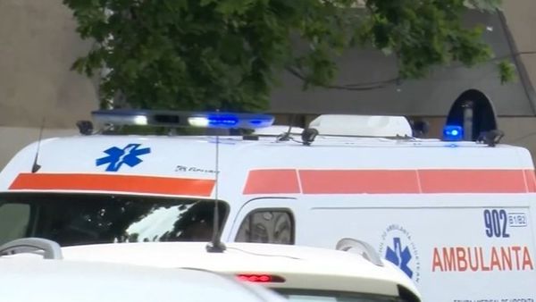 VIDEO Tragedie la o nuntă din Bacău: Un copil de 5 ani a fost găsit inconștient &icirc;n piscina unui conac