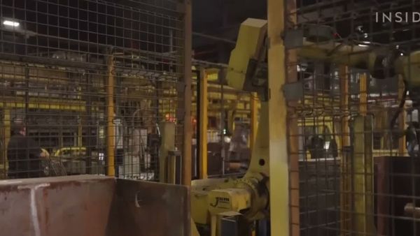 VIDEO Incendiul de la Brașov, investigat ca posibil act de sabotaj cu legături &icirc;n Rusia