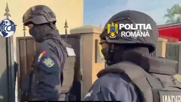 VIDEO &bdquo;Bunul samaritean&rdquo; Viorel Pașca și familia lui, reținuți pentru abuzuri asupra a peste 1000 de persoane vulnerabile