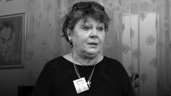 Imagini emoționante de la &icirc;nmorm&acirc;ntarea Ancăi Pandrea. Actrița a fost condusă pe ultimul drum de familie și prieteni