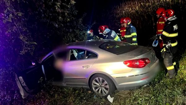 Ei sunt cei doi tineri care și-au pierdut viaţa &icirc;n cumplitul incident rutier din Prahova. Mihai şi Andrei, victimele unei provocări pe TikTok