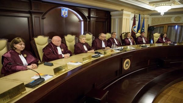 Fără bonus la pensie! Senatul a votat eliminarea indemnizației judecătorilor CCR